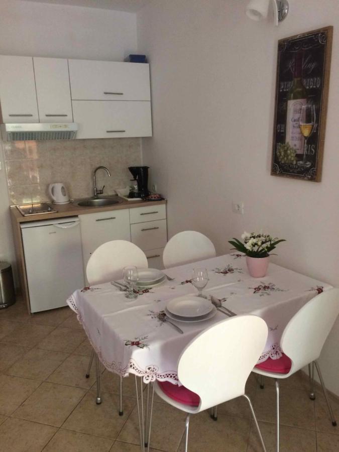 Apartmani Nadija Rovinj Luaran gambar