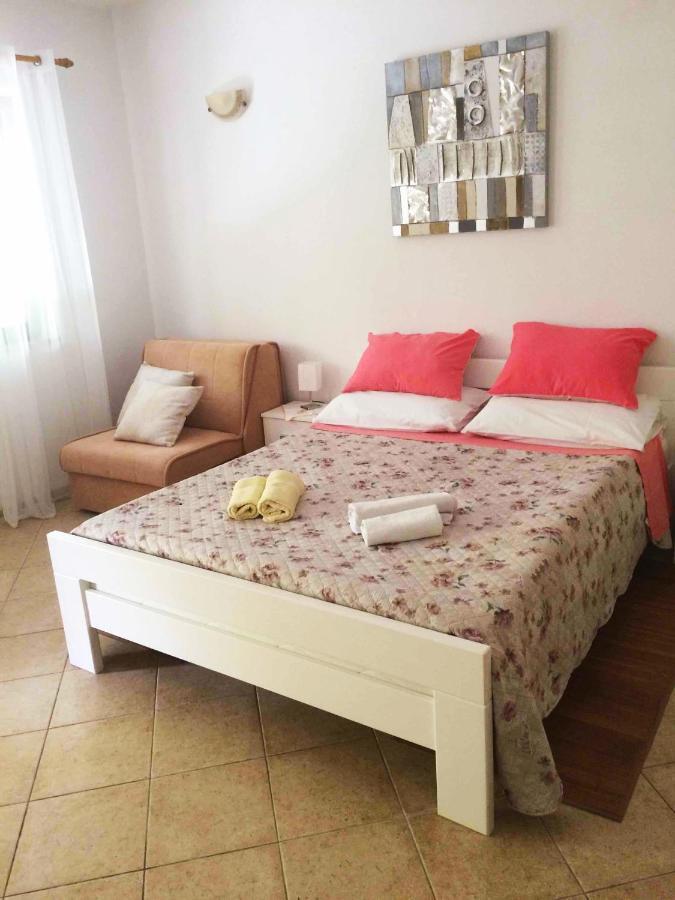 Apartmani Nadija Rovinj Luaran gambar